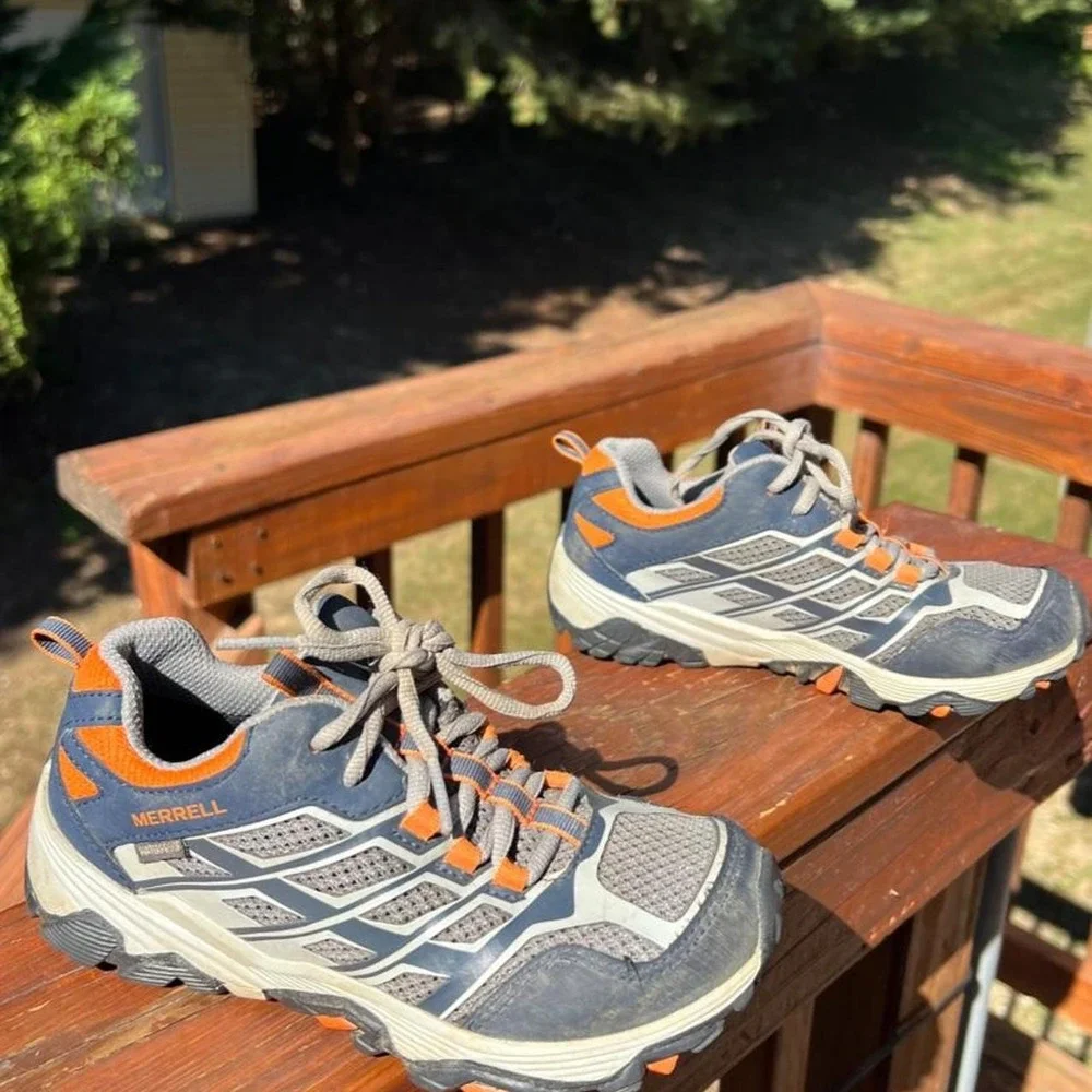 Merrell Moab FST Low Waterproof Hiking Sneakers Navy Orange Youth 1M